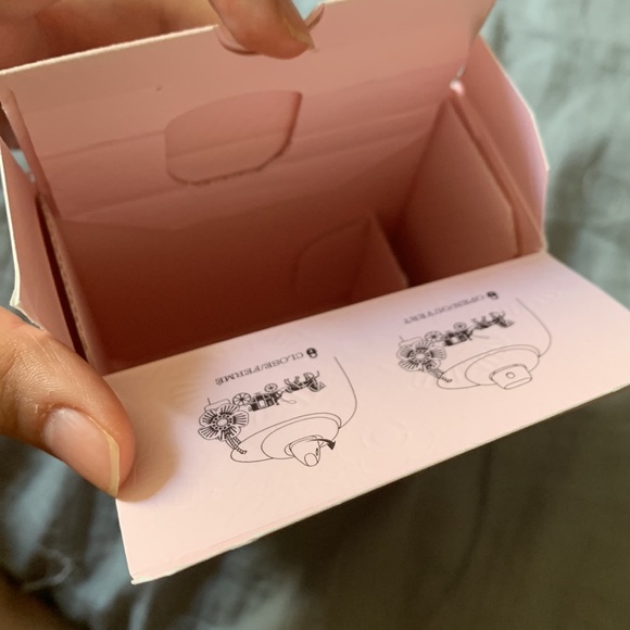 Coach floral blush perfume - Picture 5 of 6